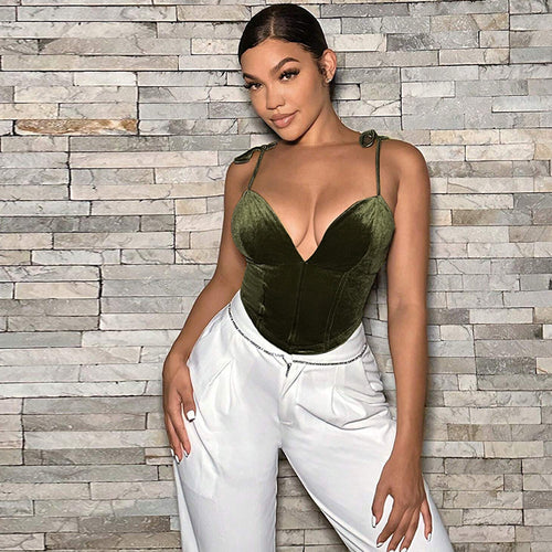 Elegant velour top for women with deep V-neck and adjustable straps Chic & Stil