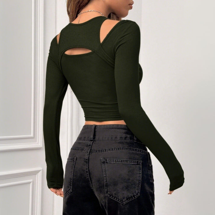 Femme crop top long à manches flatteur avec design découpé élégant Chic & Stil