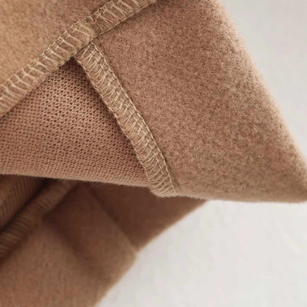 Veste courte élégante pour femmes avec col montant moderne Chic & Stil