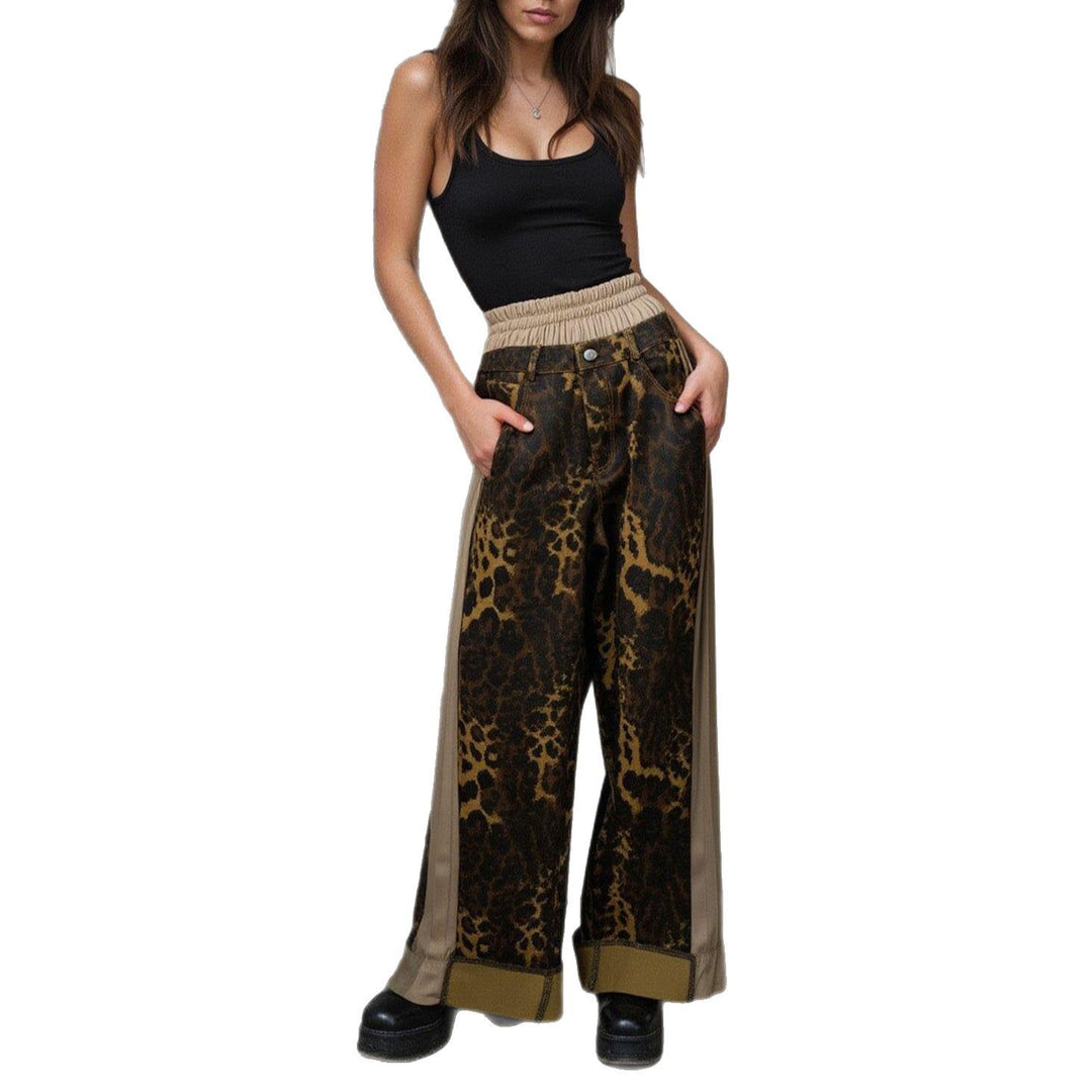 Wide leg pants for women with leopard print and elastic waistband Lune London