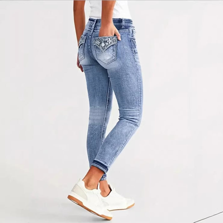 Women Slim Ankle Jeans with High Waist, Sculpting Stretch and Subtle Used Wash Amarae