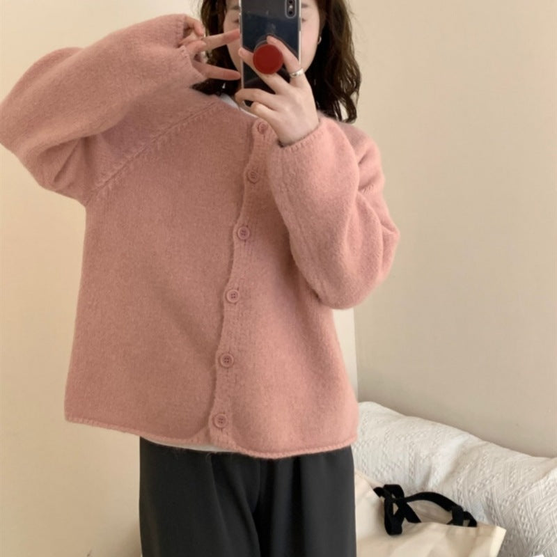 Cardigan confortable pour femmes avec détails de boutons et coupe ample Chic & Stil