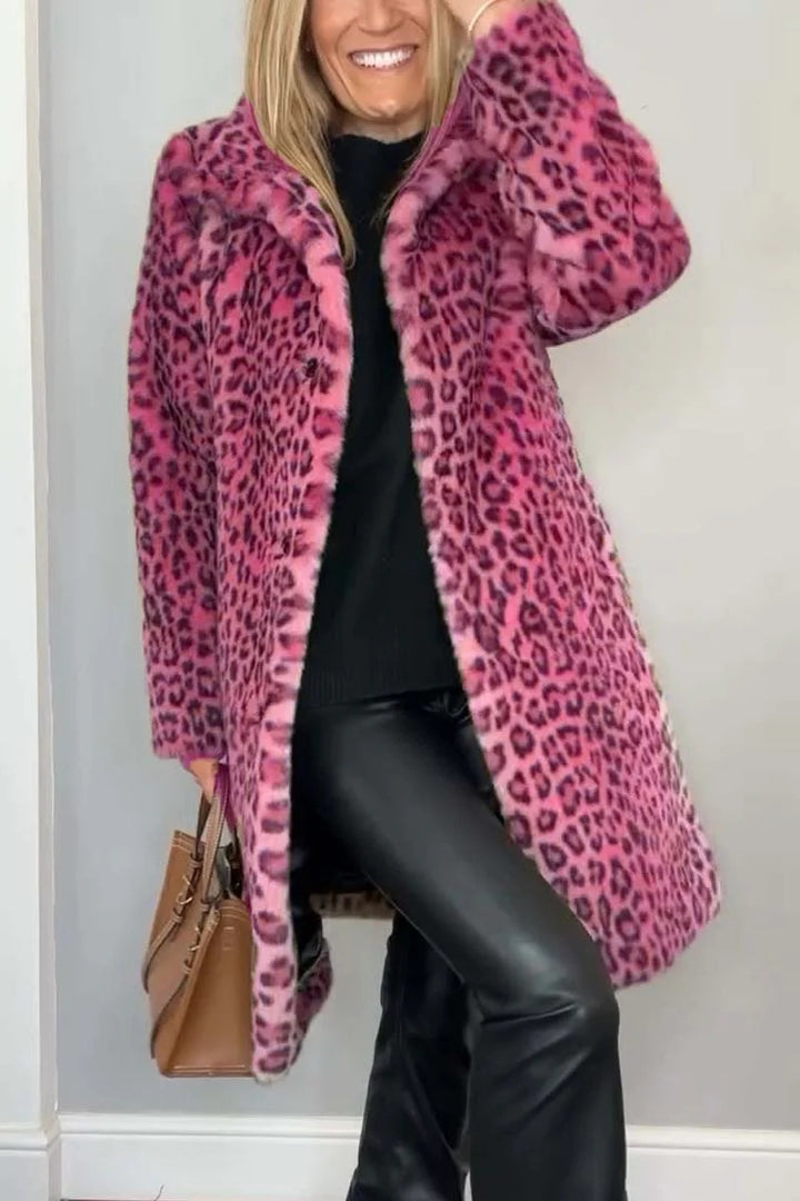 Women’s fleece coat with animal pattern and practical cut Lune London