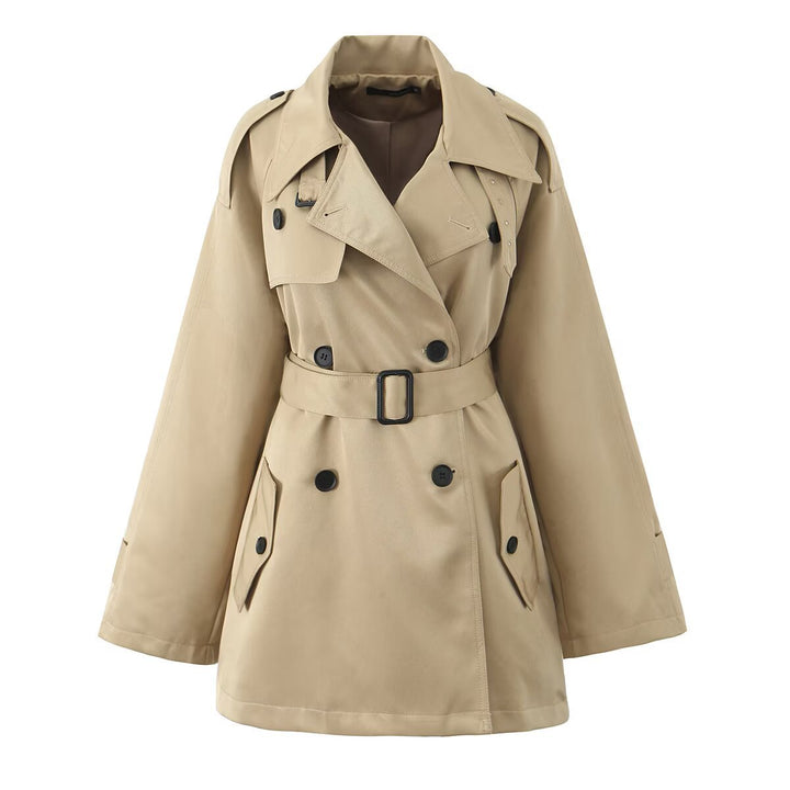 Ladies' trench coat with a modern cut and practical pockets Lune London