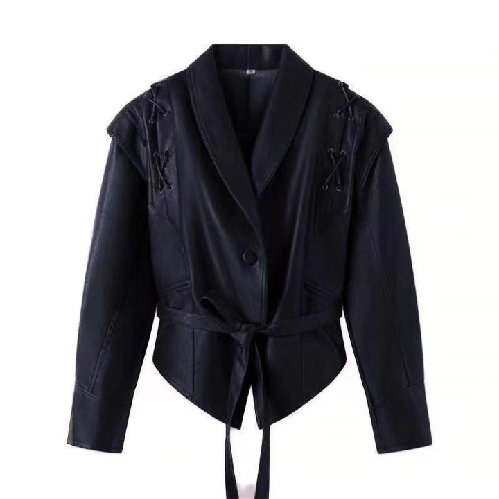 Veste élégante pour femmes en cuir synthétique avec détails décoratifs Lune London