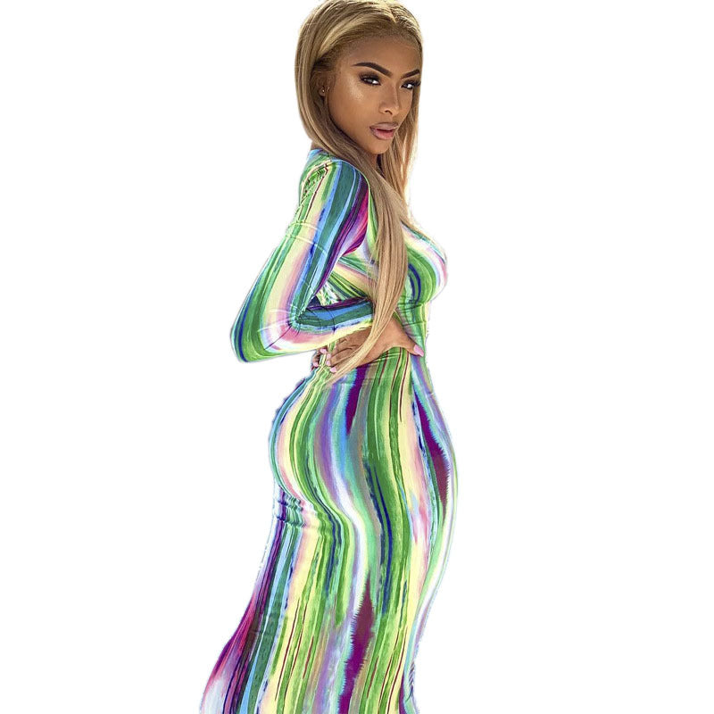 Ladies Fitted Maxi Dress with Long Sleeves and Abstract Stripe Pattern Amarae