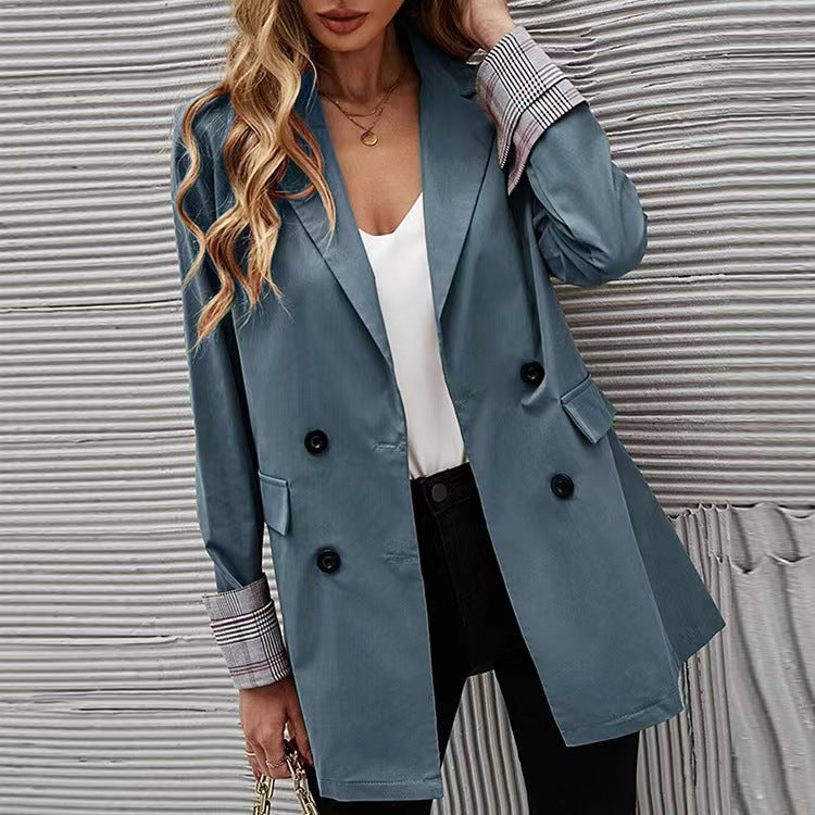 Fashion jacket for women with double-breasted buttons and elegant details Lune London