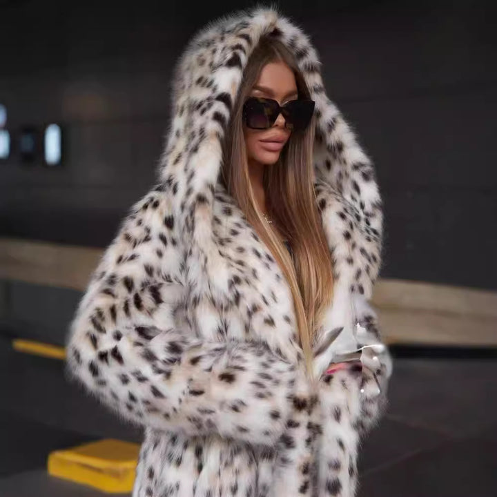 Ladies Comfortable Fur Robe Lune London