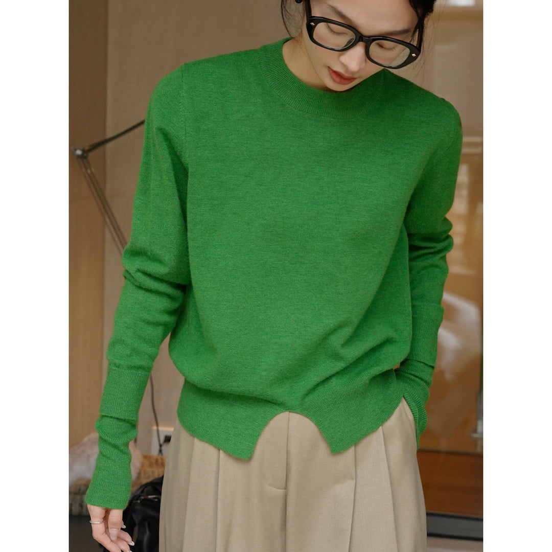 Women's fine knit sweater with extended ribbed sleeves and front slit Amarae