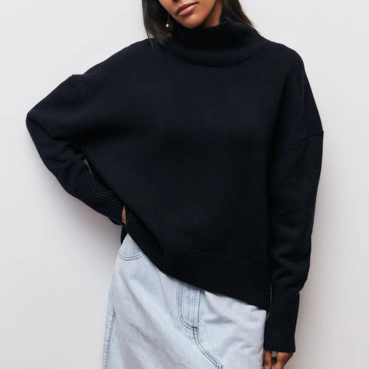 Ladies elegant turtleneck sweater with oversized cut Lune London