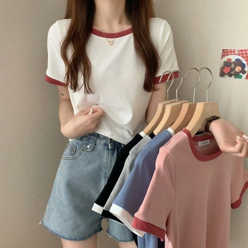 Women Short Sleeve T-Shirt with Contrasting Finishes and Lightweight Cotton Fabric