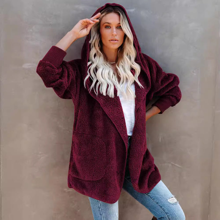 Ladies cozy fleece jacket with wide sleeves and a hood Lune London