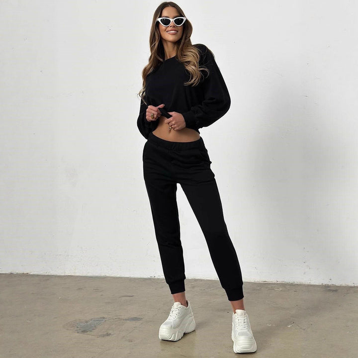 Ladies Comfortable Casual Sports Set with Relaxed Fit and Elastic Waist Lune London