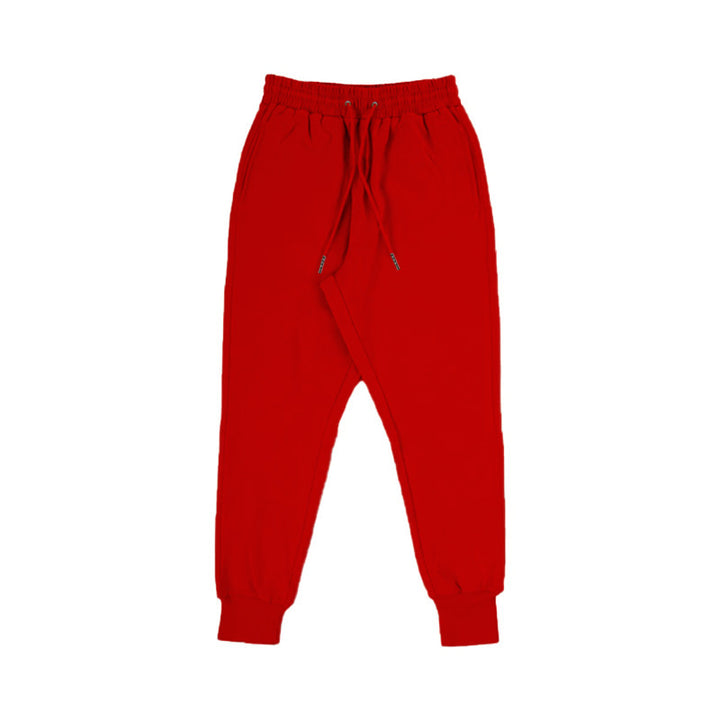 Comfortable jogging pants for men with elastic waist and practical pockets Lune London