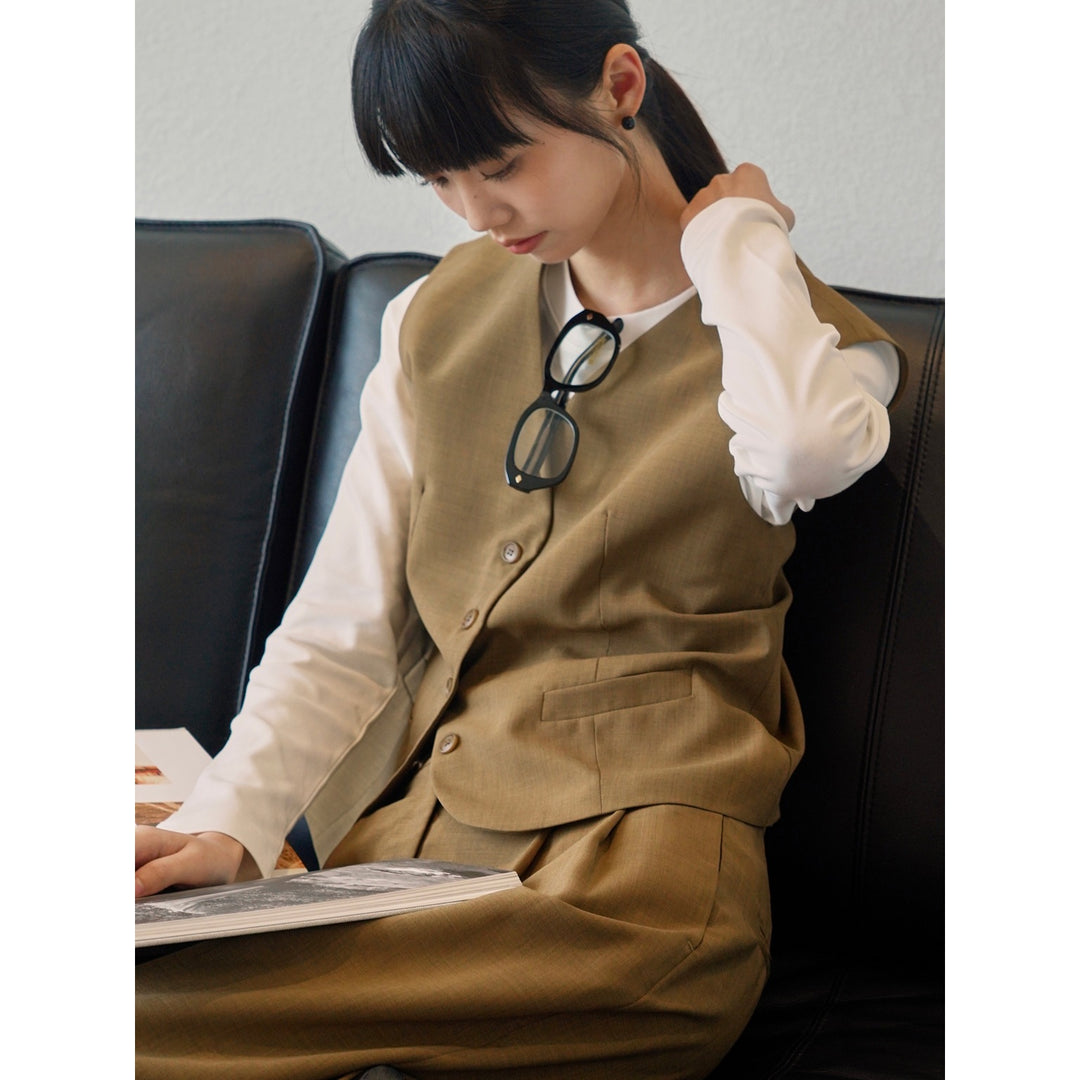 Ladies Tailored Waistcoat-Skirt Set made of Linen Mix with Button Placket and Inset Pockets Amarae