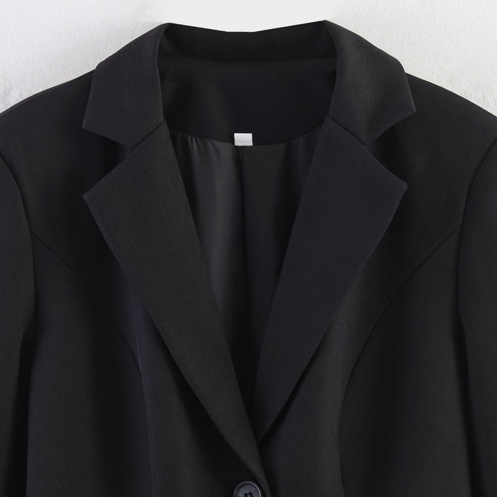 Women's tailored blazer with lace hem and flap pockets Amarae