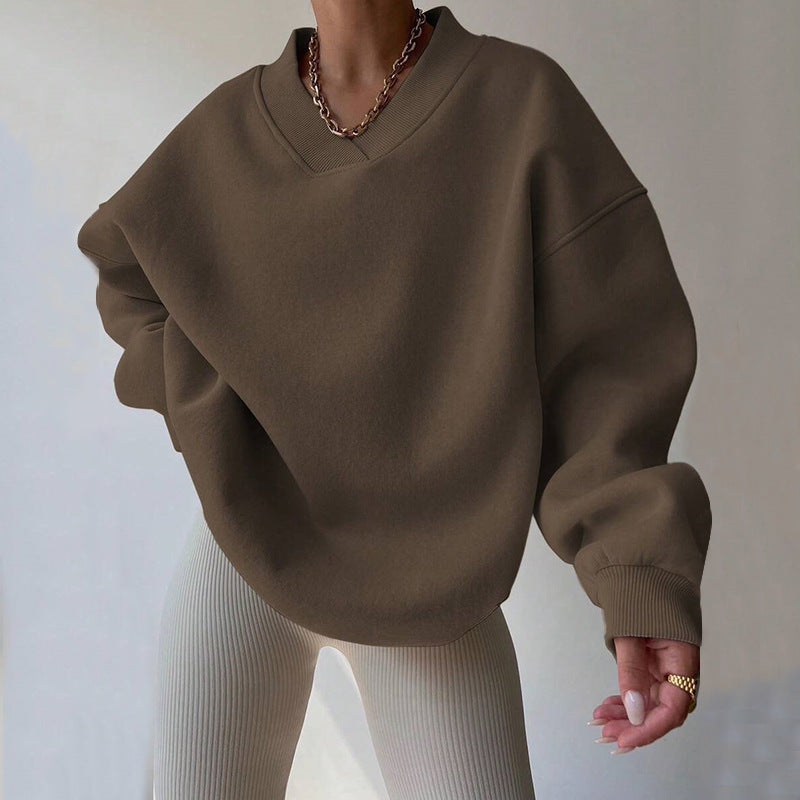 Oversized sweatshirt for women with deep V-neck and relaxed fit Lune London