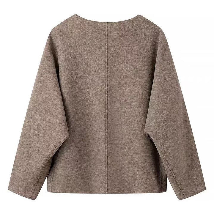Elegant wool jacket for women with stylish collar and practical pockets Lune London