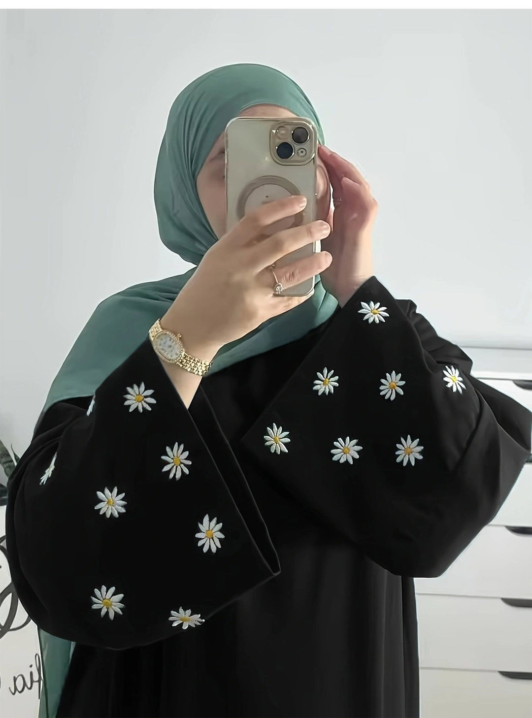 Elegant tunic dress for women with embroidered floral pattern Lune London