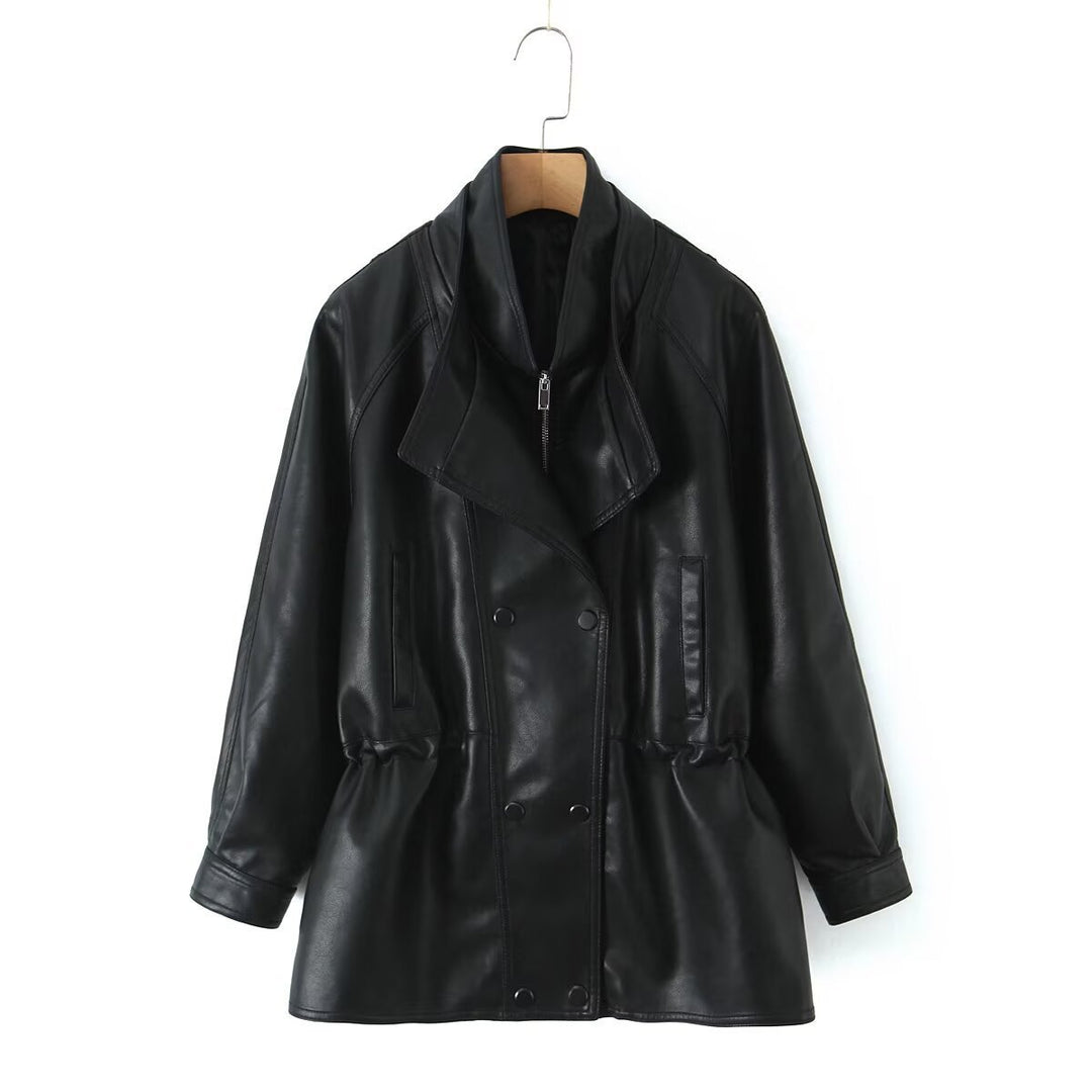 Trendy faux leather jacket for women with removable collar and practical pockets Lune London