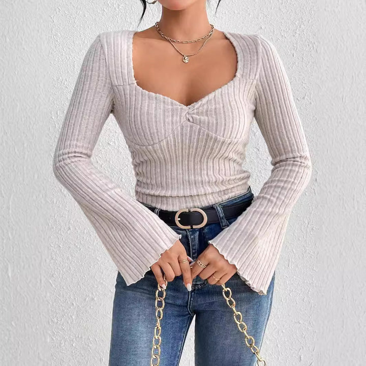 Chemisier femme à manches longues avec col en V et détails volants Chic & Stil