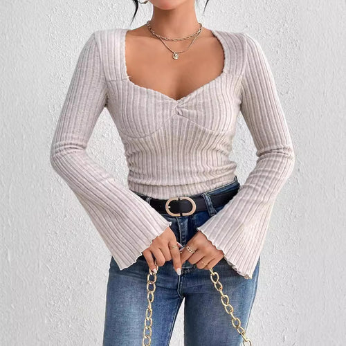 Chemisier femme à manches longues avec col en V et détails volants Chic & Stil