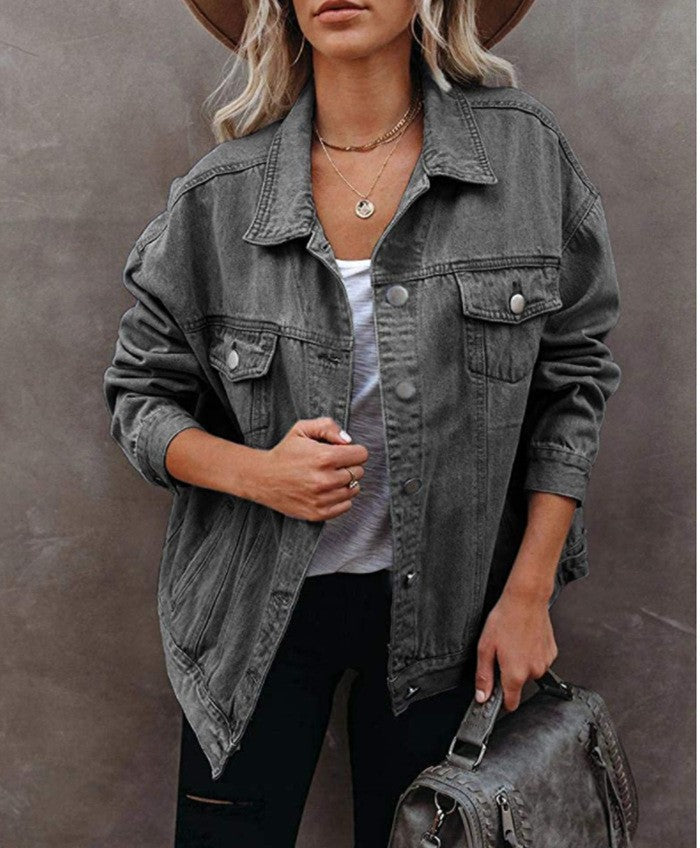 Veste en denim surdimensionnée pour femmes avec poches poitrine pratiques Chic & Stil