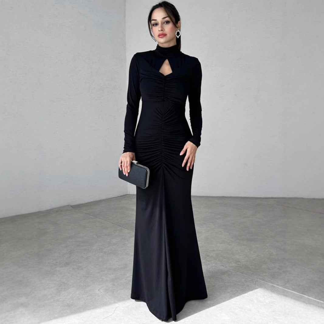 Elegant maxi dress for ladies with a high design and refined gathered elements Lune London