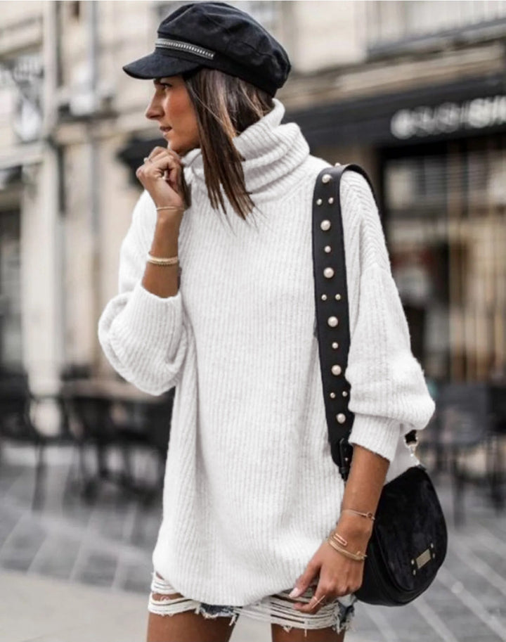 Sweater women with high collar and large knit pattern Lune London