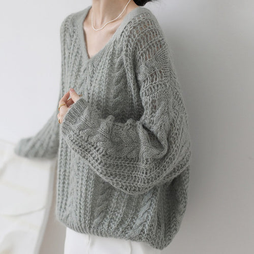 Chunky knit sweater for women with V-neck and airy structure Amarae