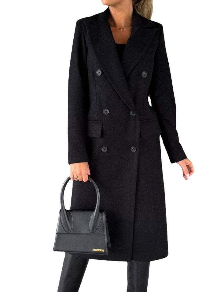 Elegant double-breasted coat for women with side pockets and slim fit Lune London