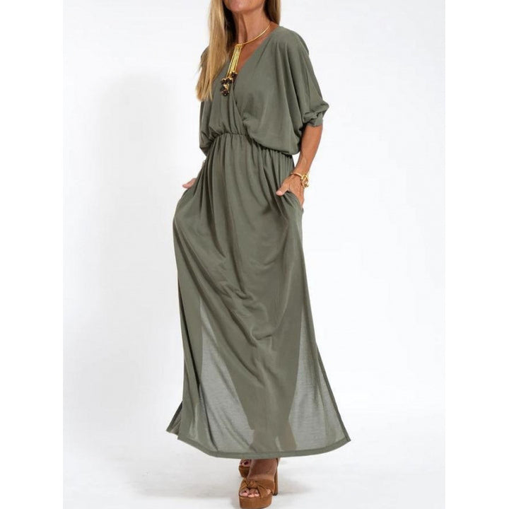 Casual maxi dress for women with V-neck and side slits Lune London