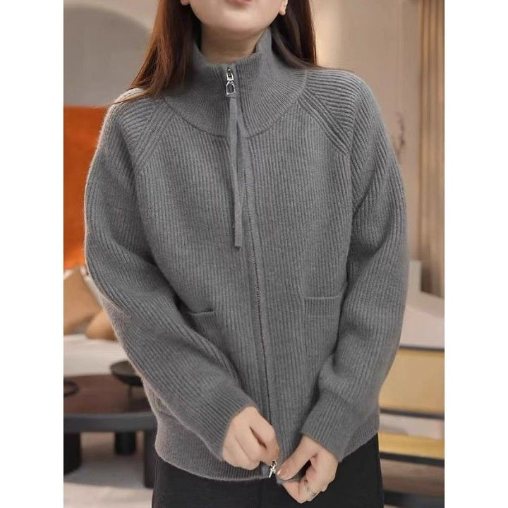 Pull décontracté zippé pour femmes avec motif côtelé texturé Chic & Stil