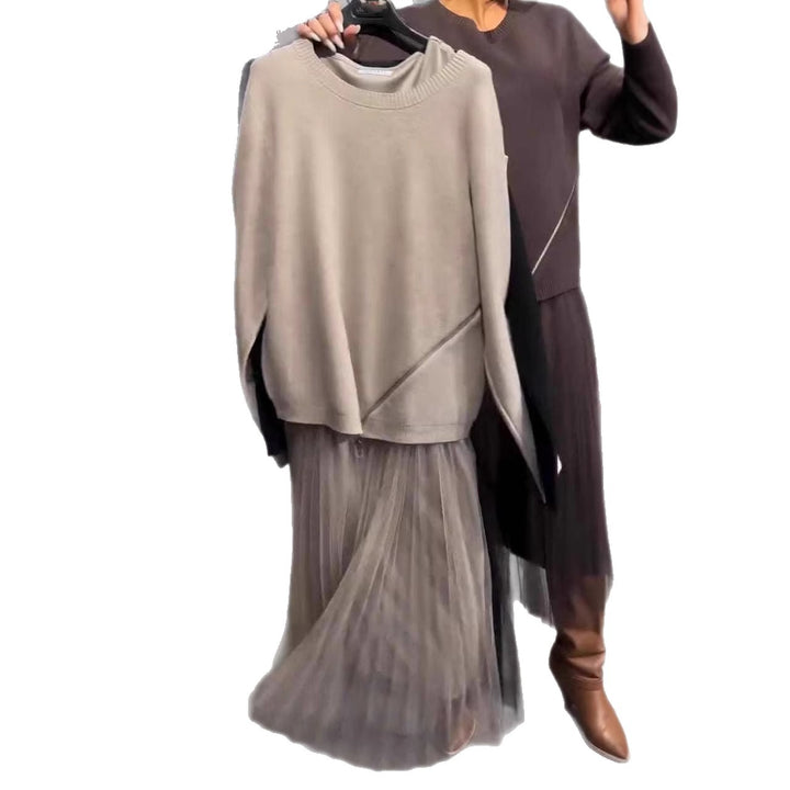 Women's trendy, asymmetrical sweater with draping Chic & Stil