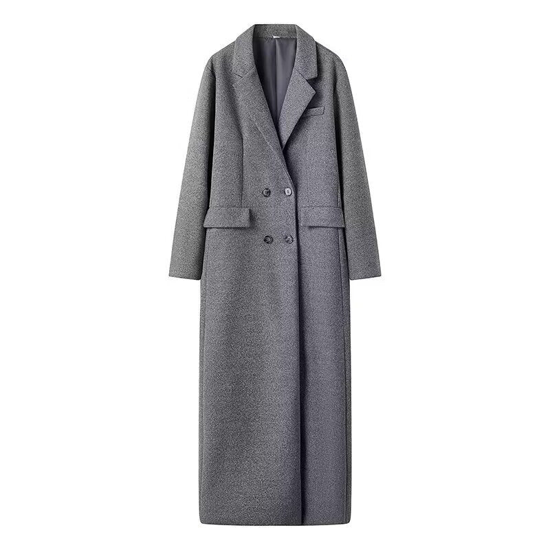 Elegant women's coat with classic design featuring double-breasted buttons Lune London