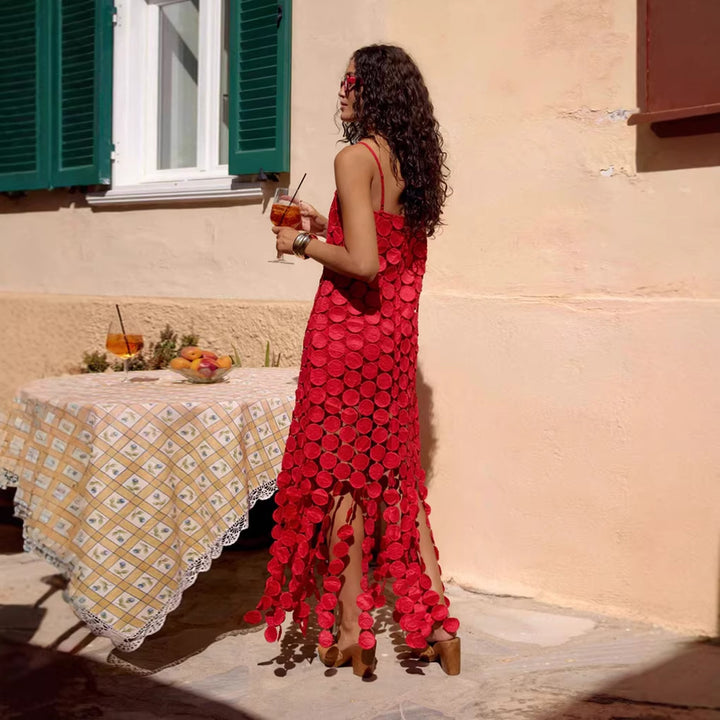 Maxi dress for women with a unique circular element and a flowy cut Chic & Stil