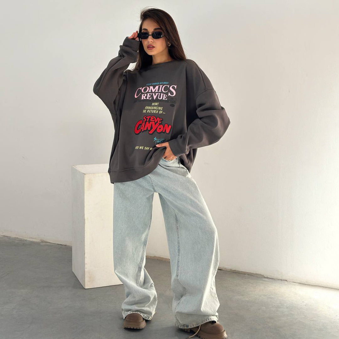 Oversized sweatshirt for women with striking graphic print Lune London