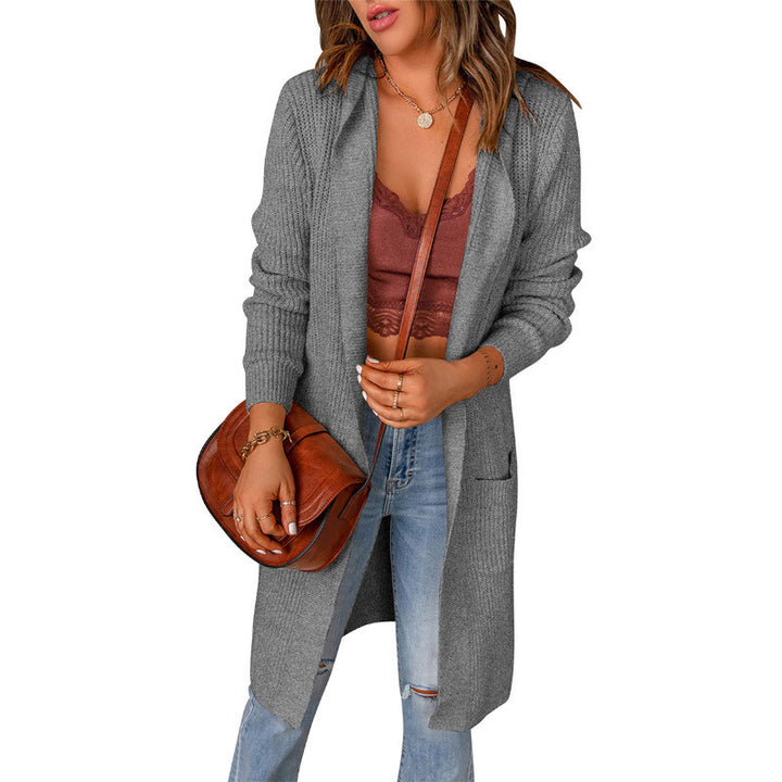 Ladies' cardigan with deep V-neckline and practical pockets Lune London