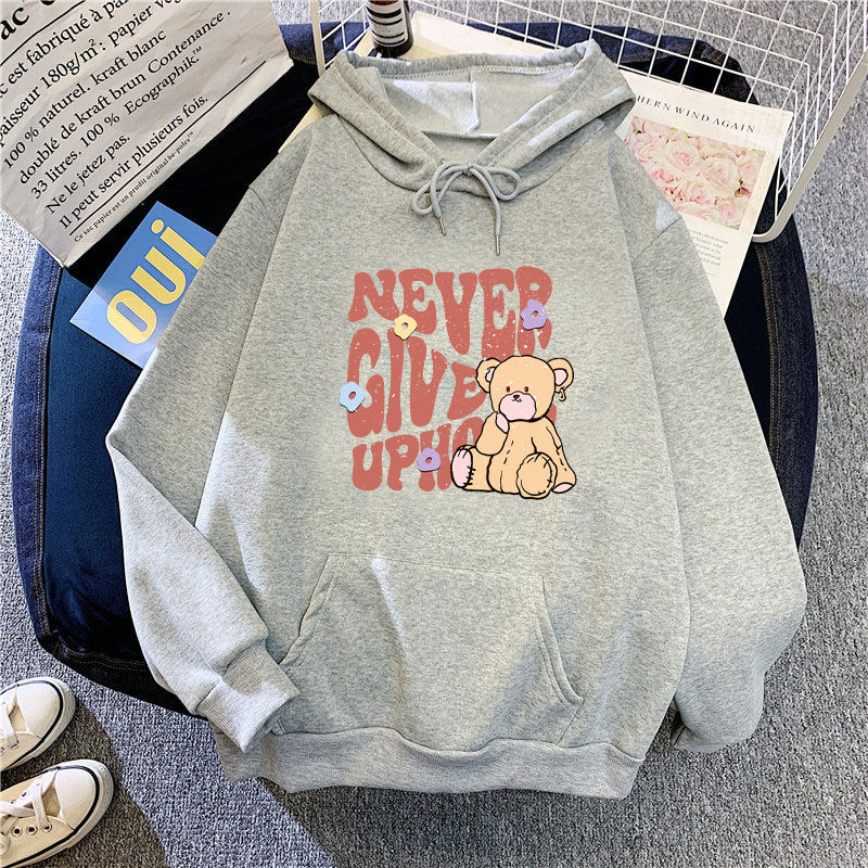 Women's hoodie with motivational bear design Chic & Stil