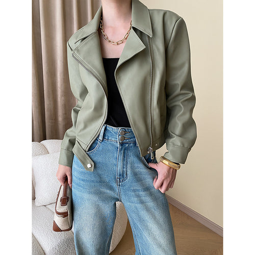 Women's fashionable synthetic leather jacket in biker style Chic & Stil