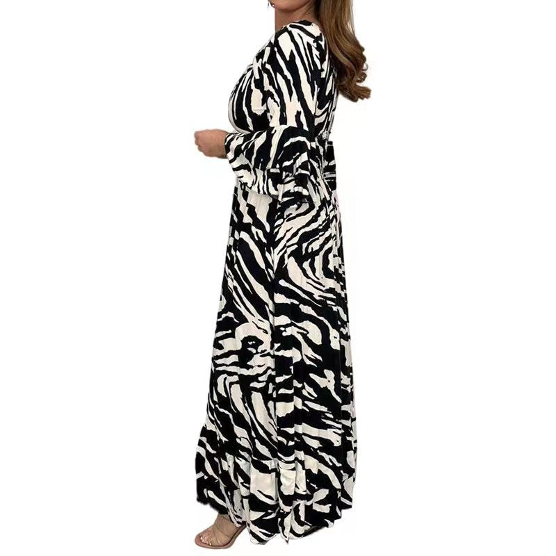Maxi dress for women with V-neck and flounces Lune London