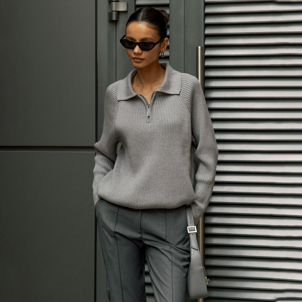 Ladies Comfortable Fine Knit Sweater with Kangaroo Pocket and Collar Lune London