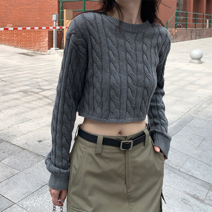 Thick knitted pullover for women with textured pattern and casual fit Lune London