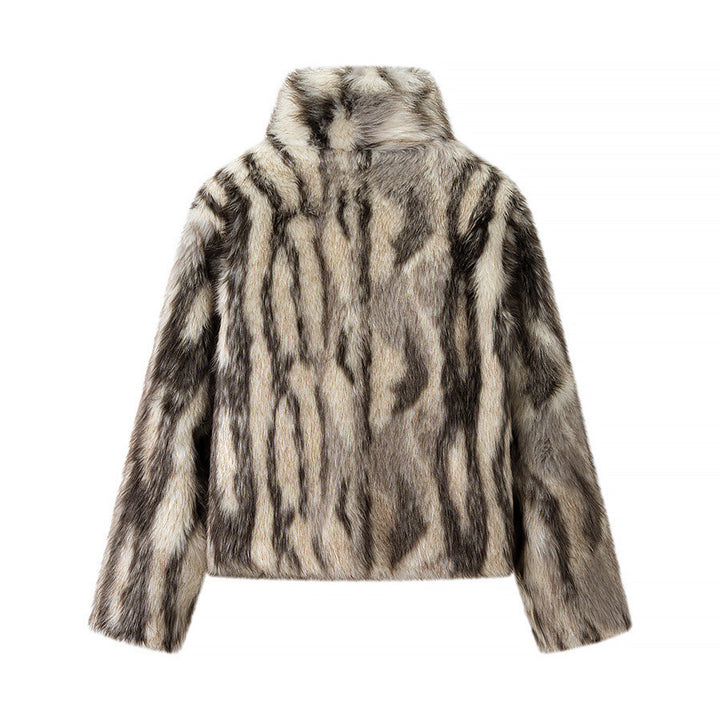 Women's Short Cut Faux Fur Jacket with Contrasting Spot Pattern and Stand Collar Amarae
