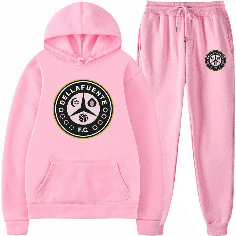 Women's tracksuit with sporty logo and comfortable fit Chic & Stil