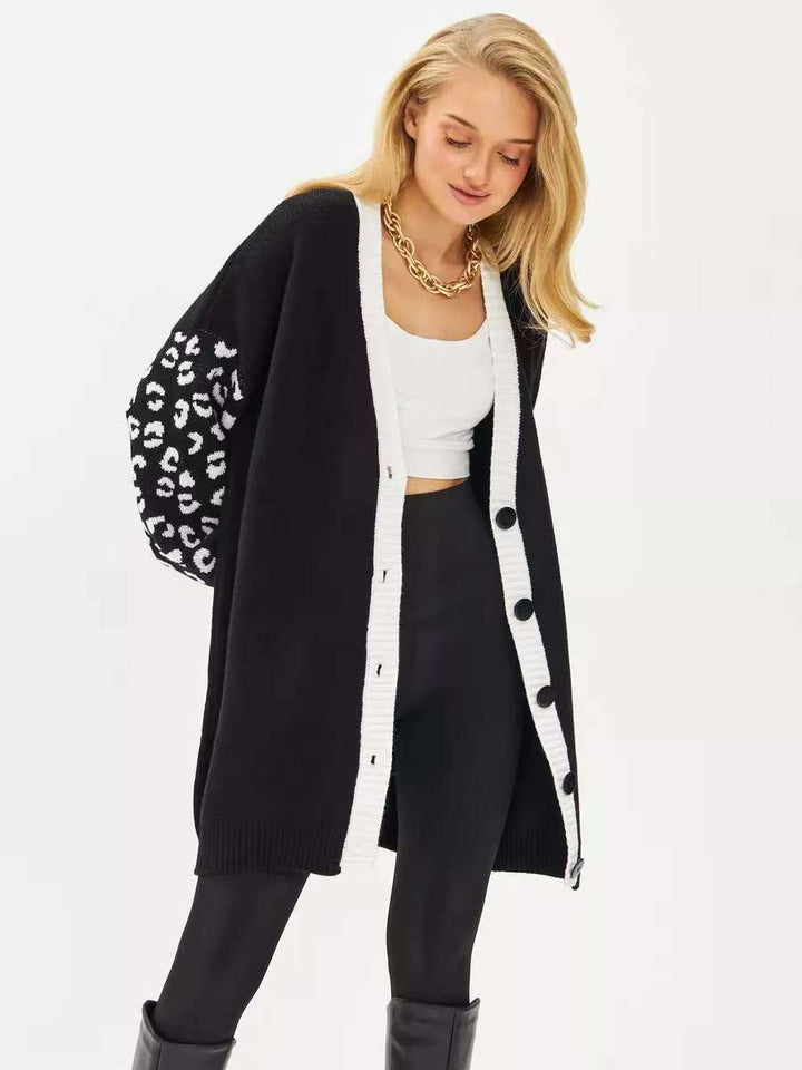 Women’s knitted jacket with leopard pattern and feminine details Lune London