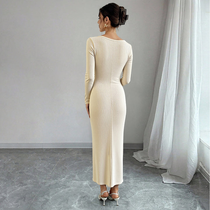 Robe midi en tricot pour femme avec un élégant design enveloppant et un décolleté en V profond Chic & Stil