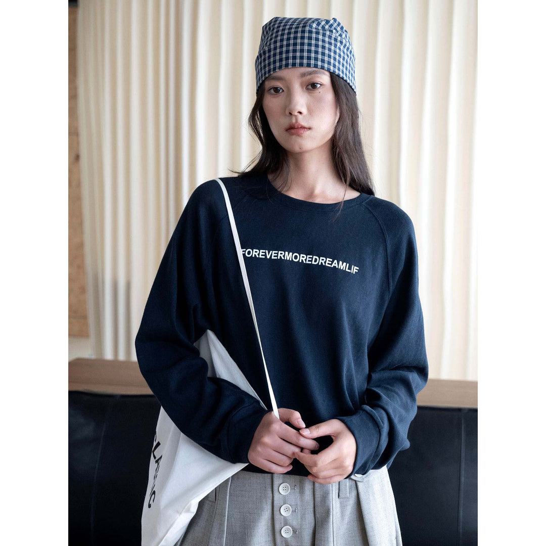 Women's Loose Round Neck Sweatshirt with Raglan Sleeves and Statement Print Amarae