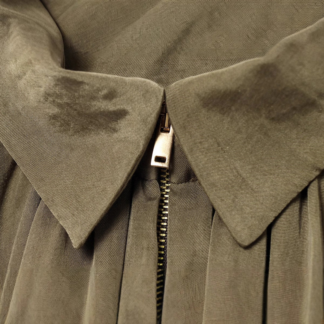 Blouse plissée pour femmes avec col montant élégant Chic & Stil