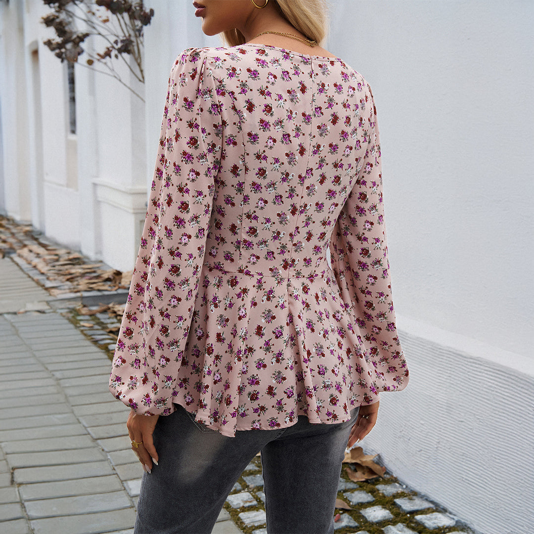 Women's blouse with ruching details and a floral pattern Lune London